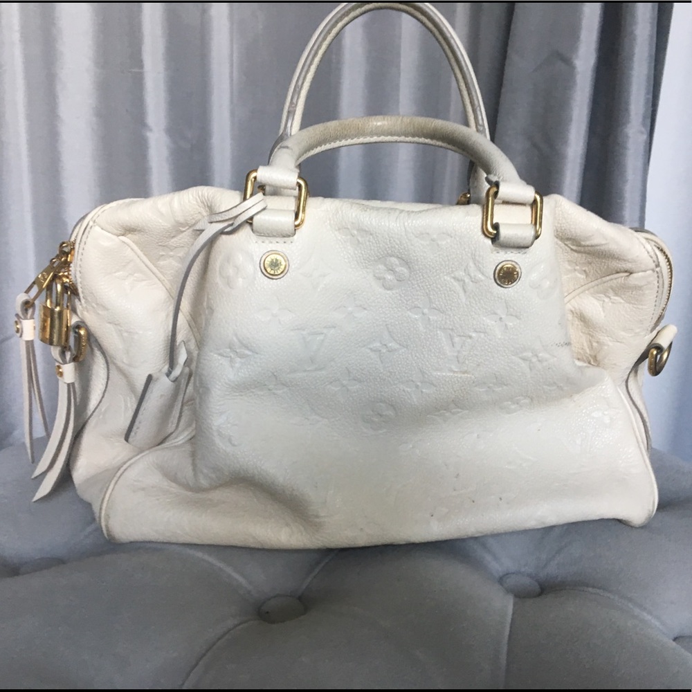 Cream Louis Vuitton shoulder bag